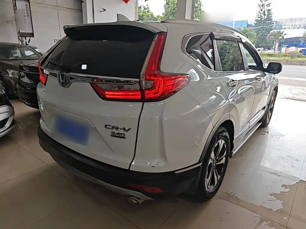 Honda CR-V — фото 6