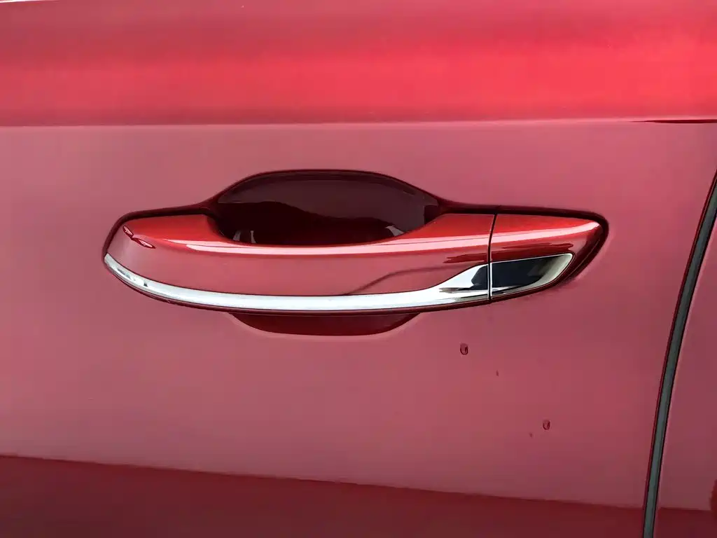 Hongqi Hongqi H5 — фото 18