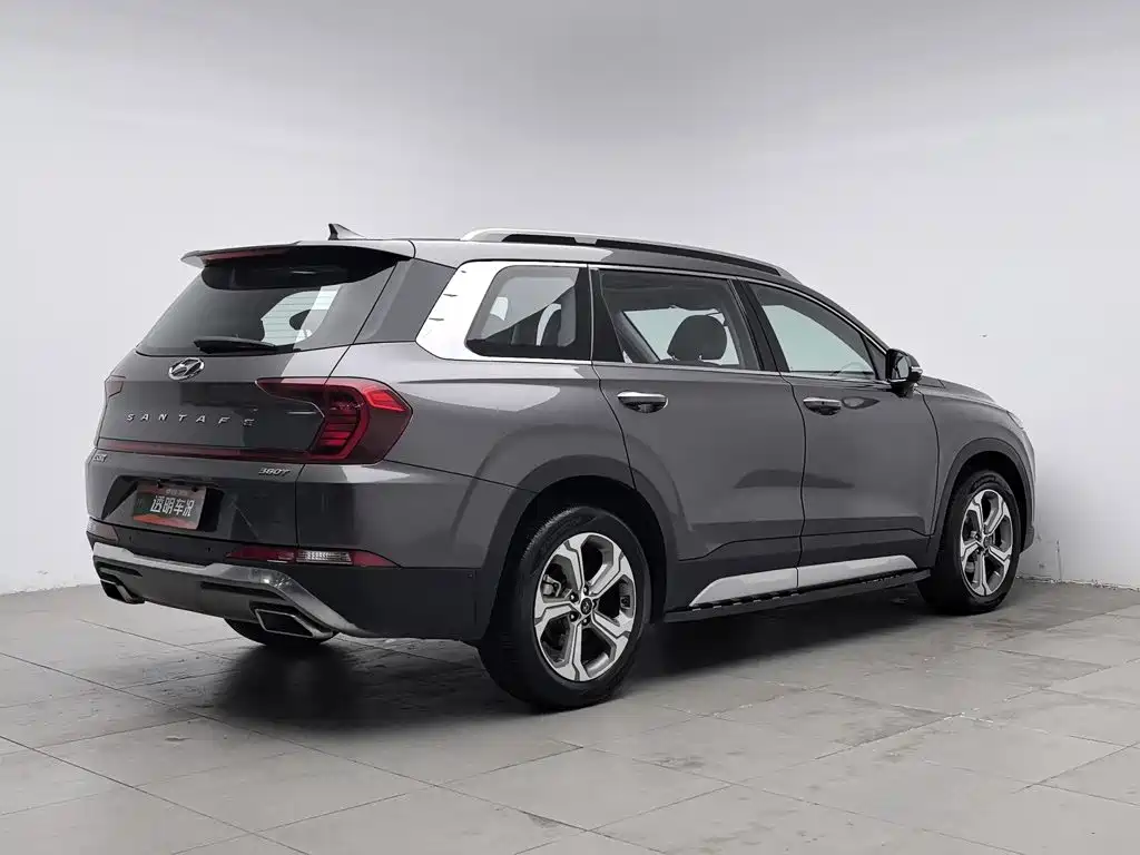 Hyundai Santa Fe — фото 2