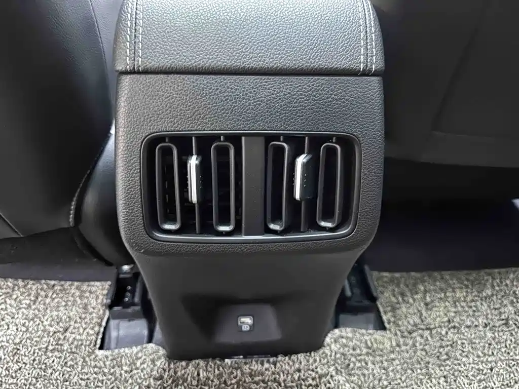 Hyundai ix35 — фото 18