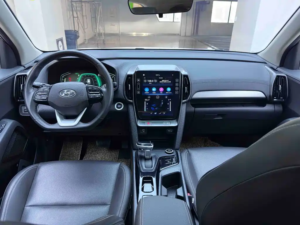 Hyundai ix35 — фото 19