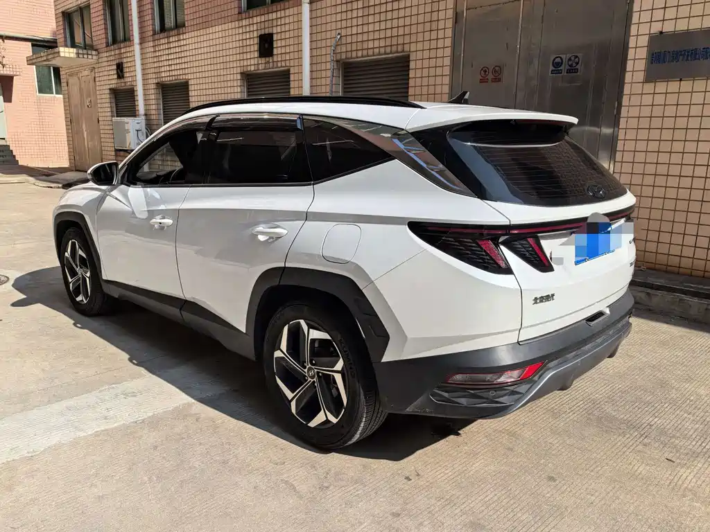Hyundai Tucson — фото 6