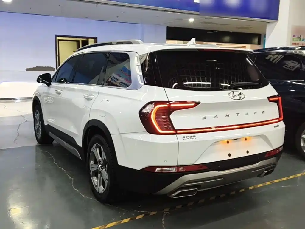 Hyundai Santa Fe — фото 4
