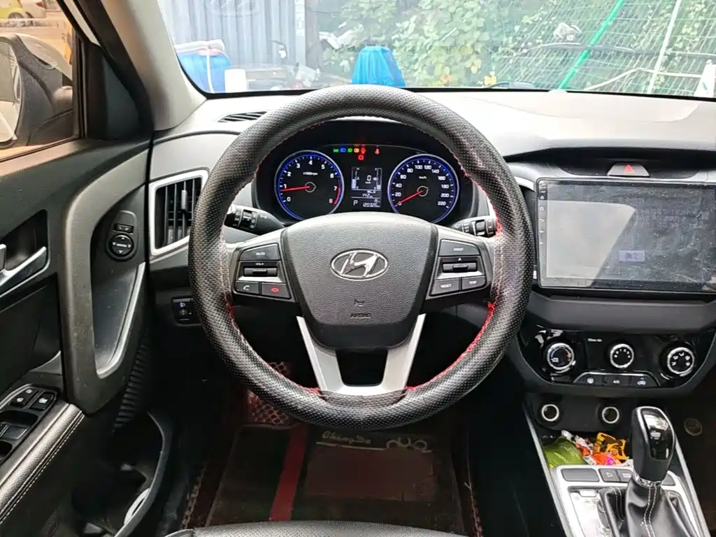 Hyundai ix25 — фото 10