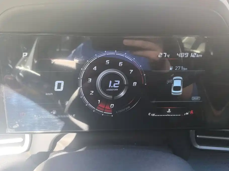 Hyundai Elantra — фото 14