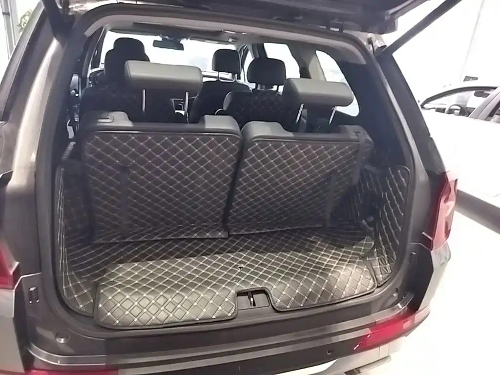 Hyundai Santa Fe — фото 18