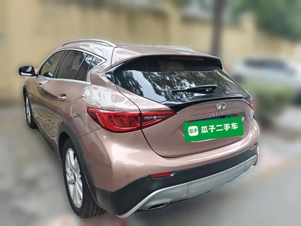 Infiniti QX30 — фото 4