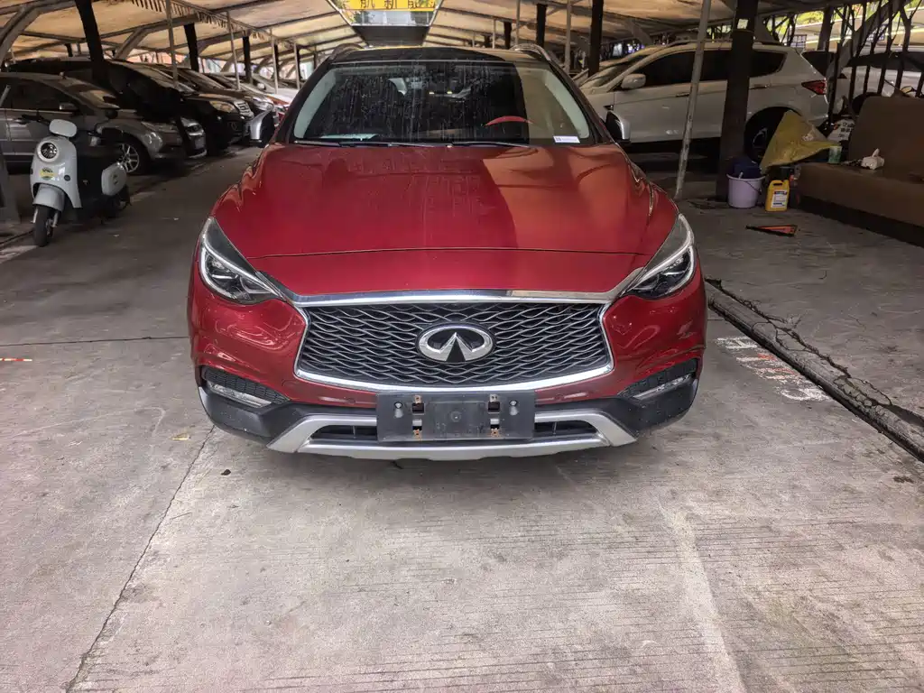 Infiniti QX30 — фото 2