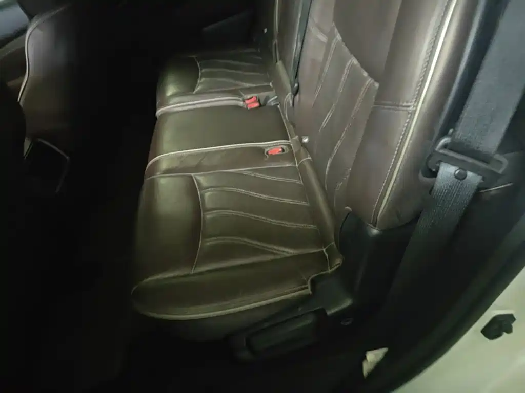 Infiniti QX60 (Import) — фото 13