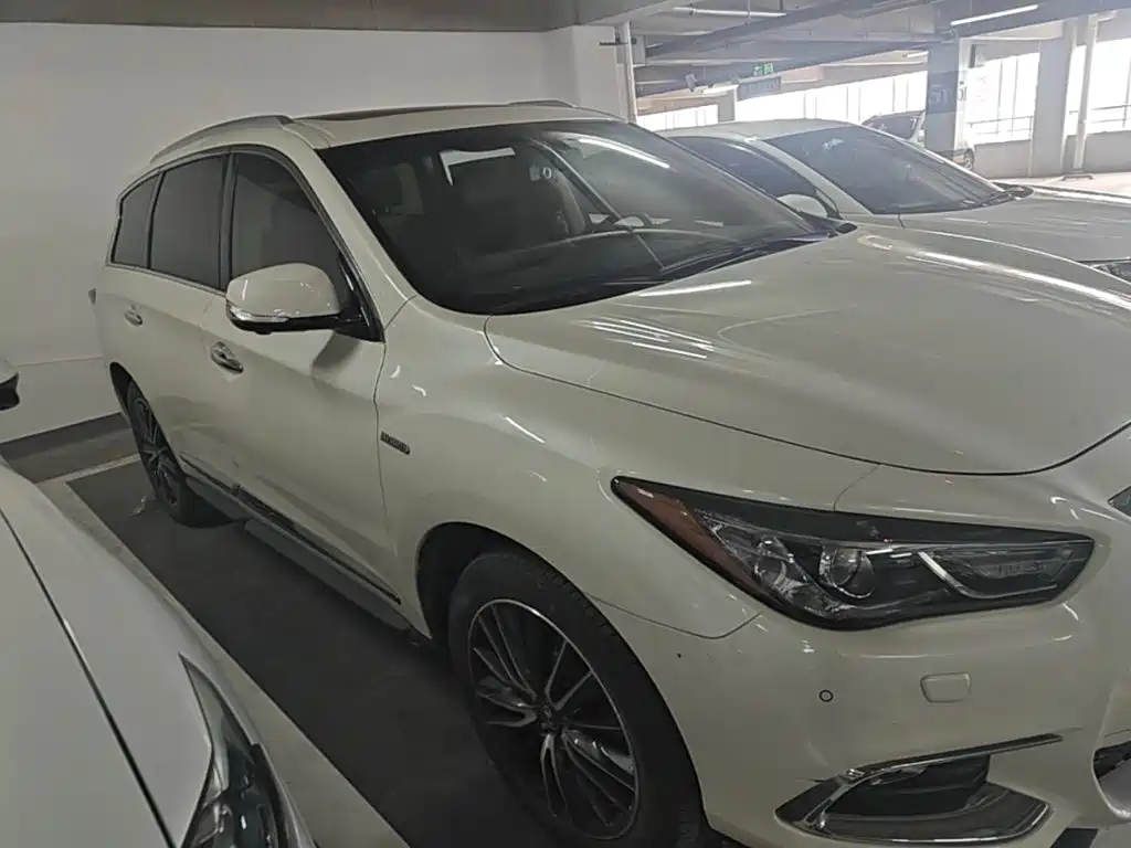 Infiniti QX60 (Import) — фото 26