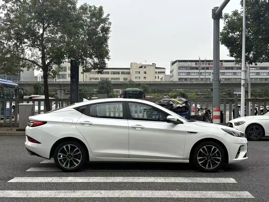 JAC A5 — фото 4