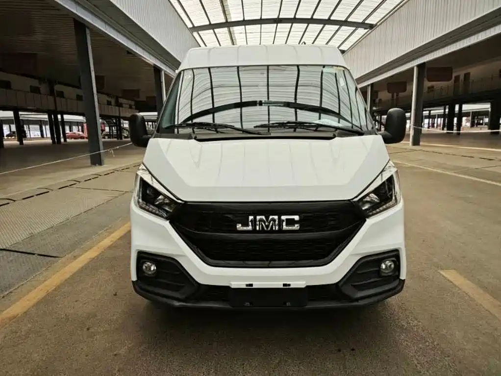 JMC Tesla — фото 2