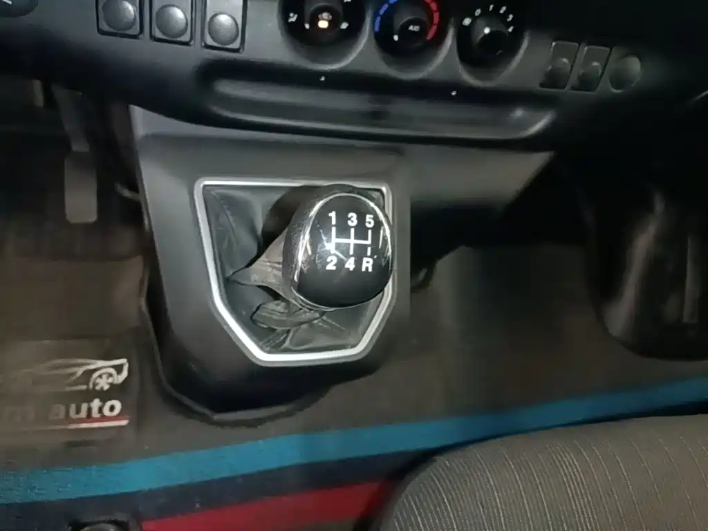 JMC Tesla — фото 13