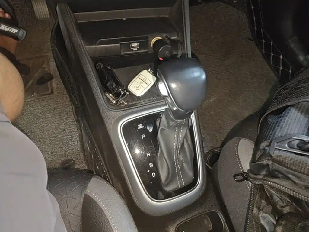 Kia KX1 — фото 13