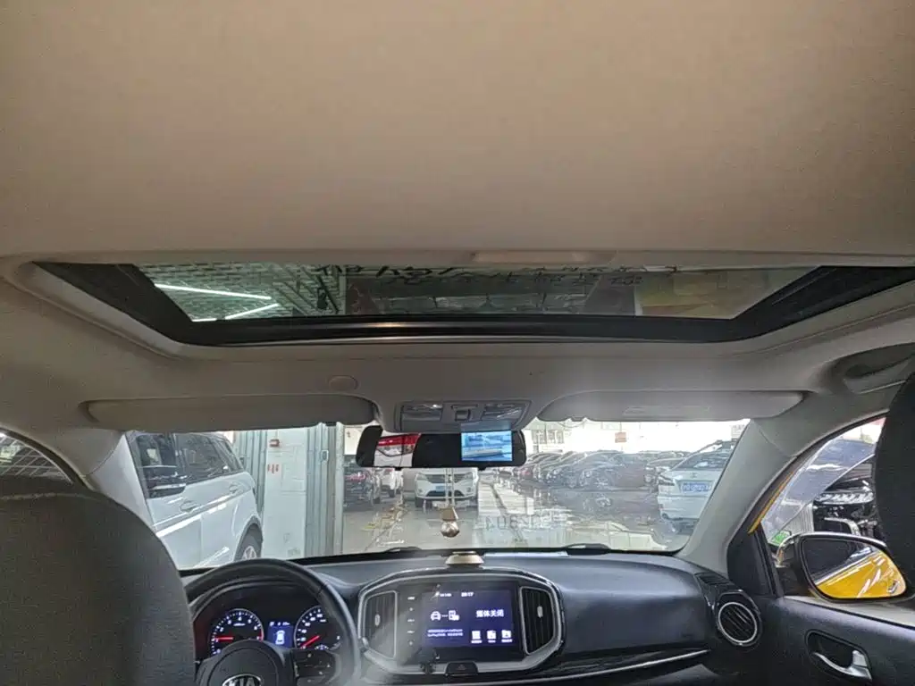 Kia KX1 — фото 17