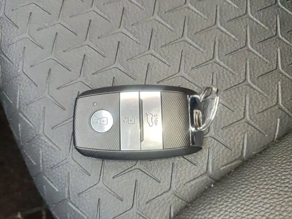 Kia KX1 — фото 8
