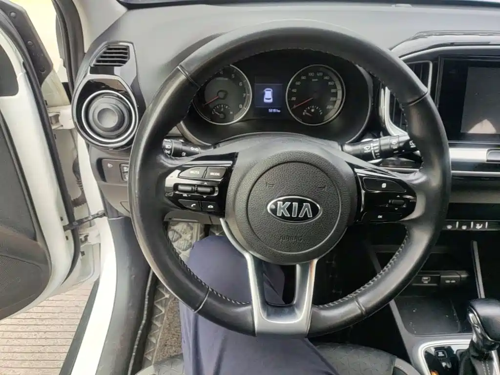 Kia KX1 — фото 10