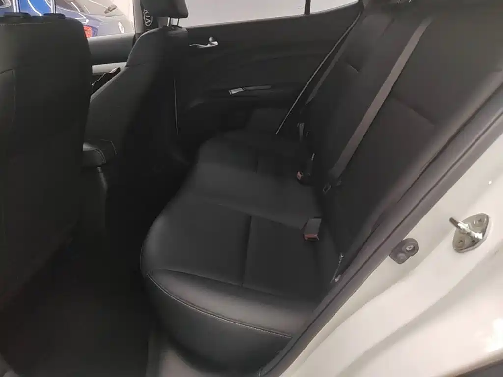 Kia KX1 — фото 16