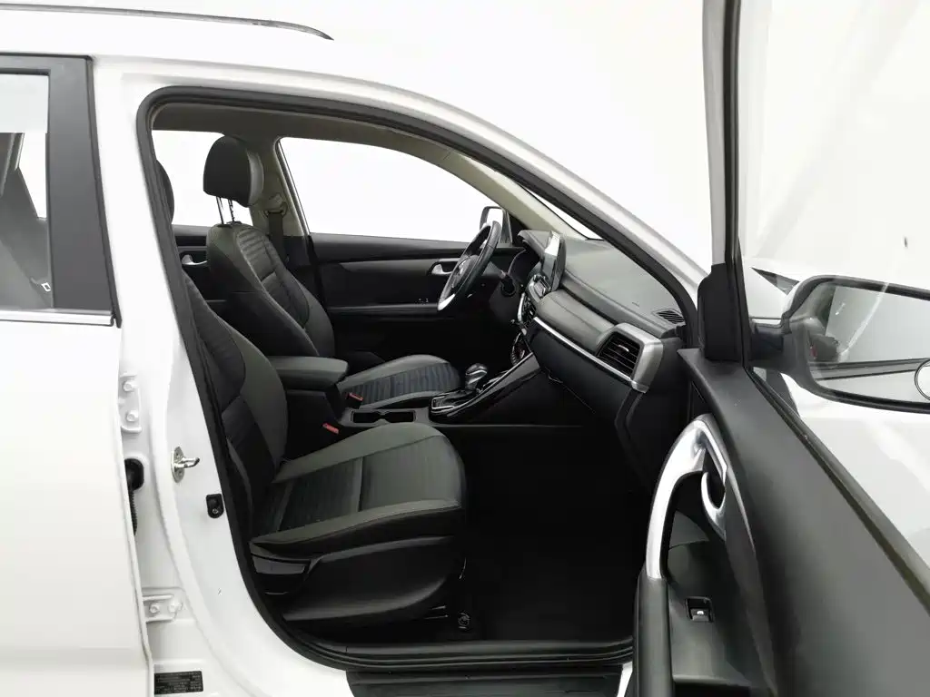 Kia Sportage — фото 23