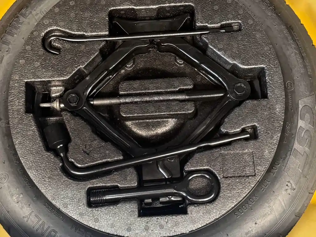Kia KX1 — фото 18
