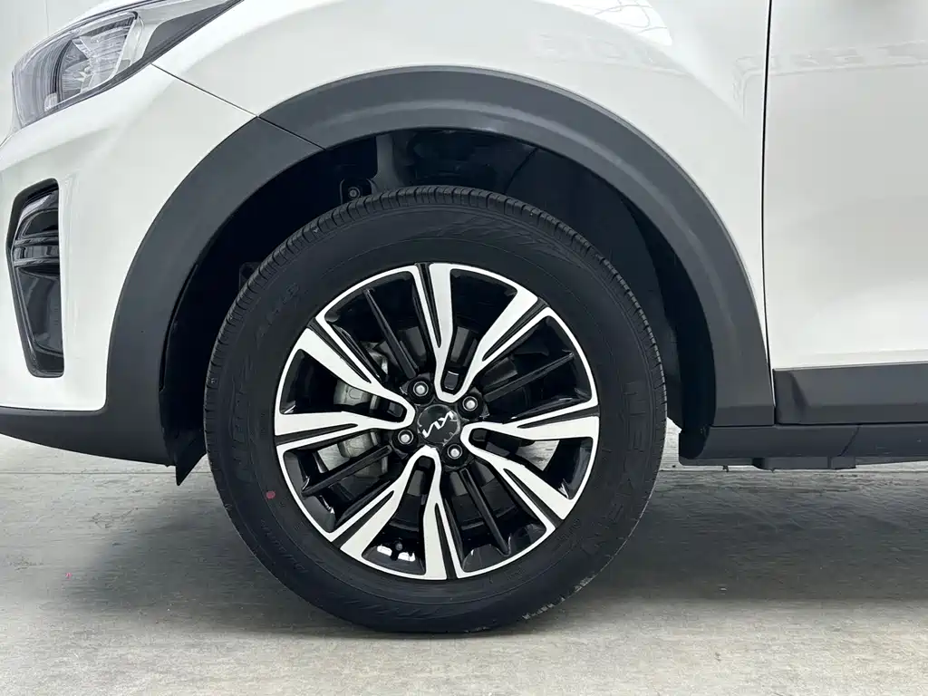 Kia KX1 — фото 15