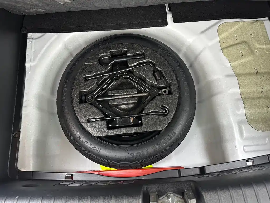 Kia KX1 — фото 18