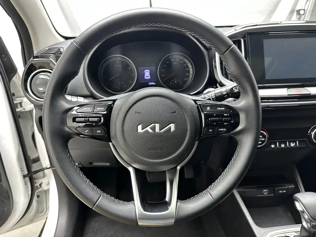 Kia KX1 — фото 7