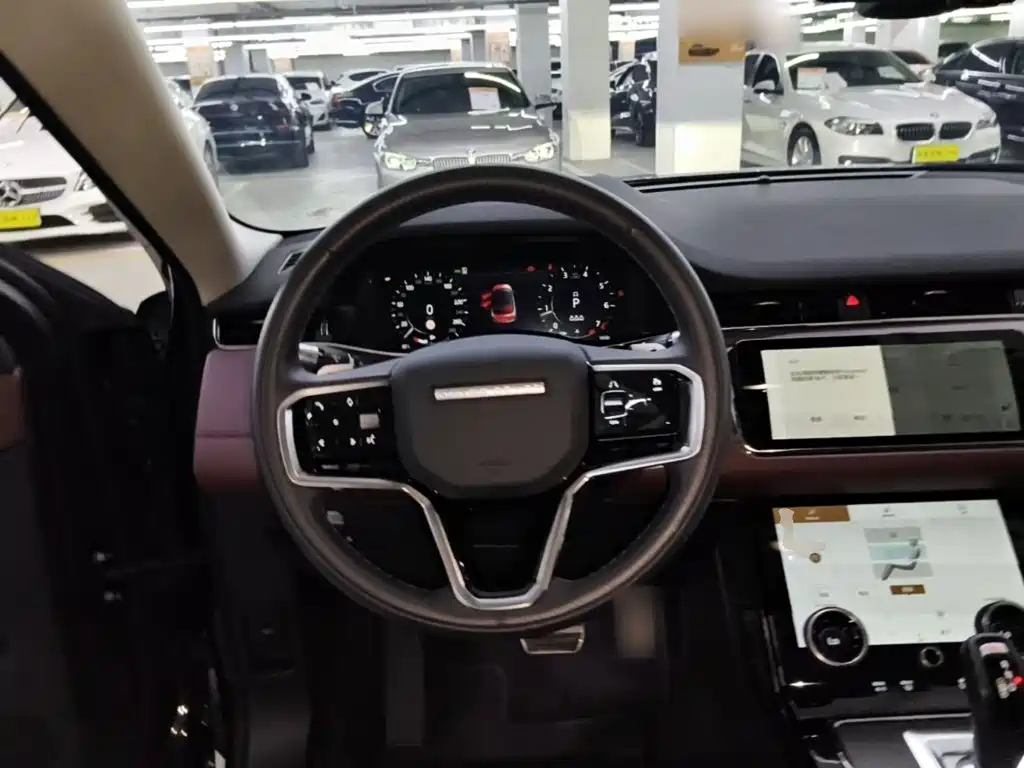 Land Rover Evoque — фото 10