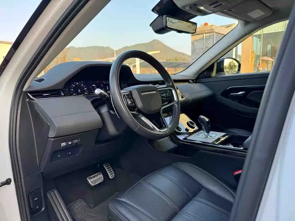 Land Rover Evoque — фото 5