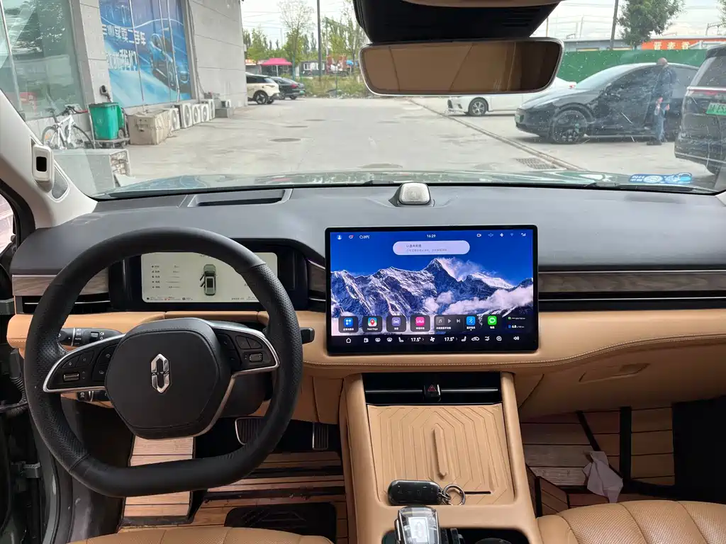 AITO AITO M7 — фото 11