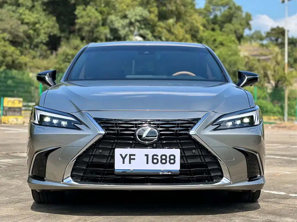 Lexus ES — фото 2