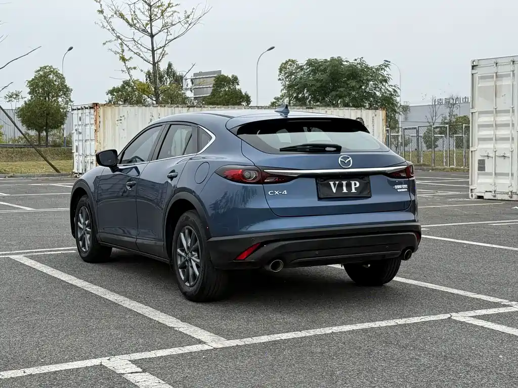 Mazda CX-4 — фото 14