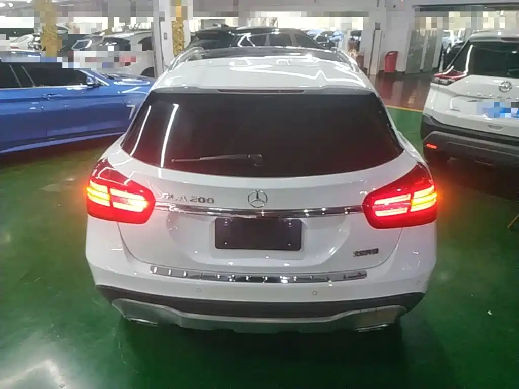 Mercedes-Benz GLA — фото 5