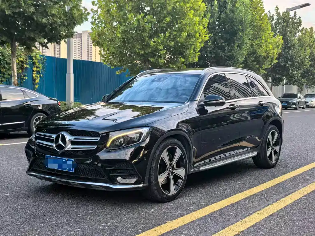 Mercedes-Benz GLC — фото 1