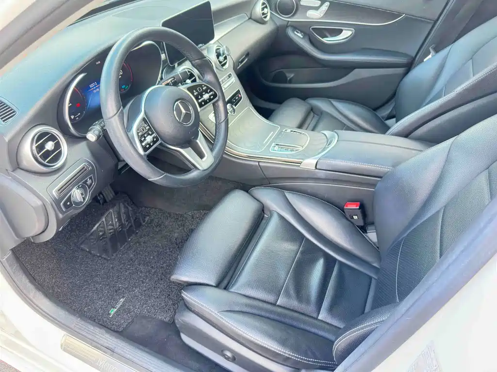 Mercedes-Benz C-Class (Import) — фото 6