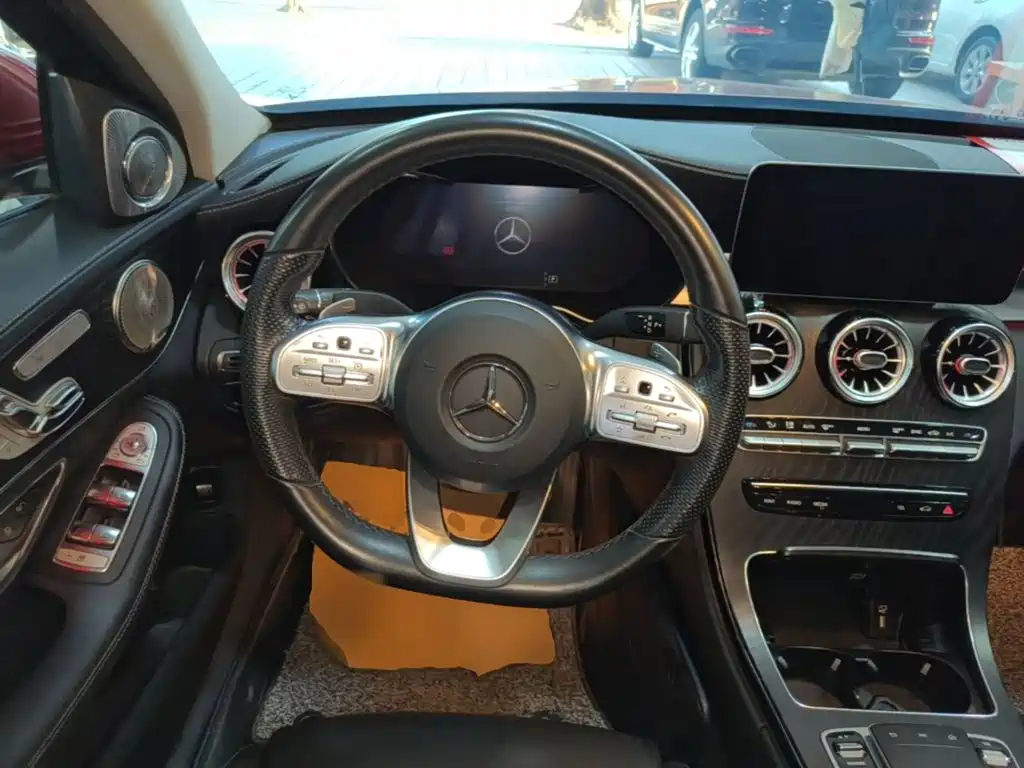 Mercedes-Benz C-Class — фото 10