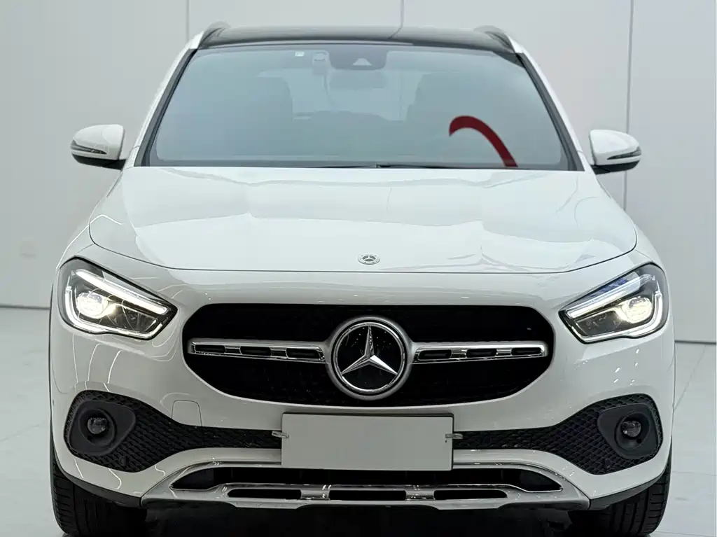 Mercedes-Benz GLA — фото 3