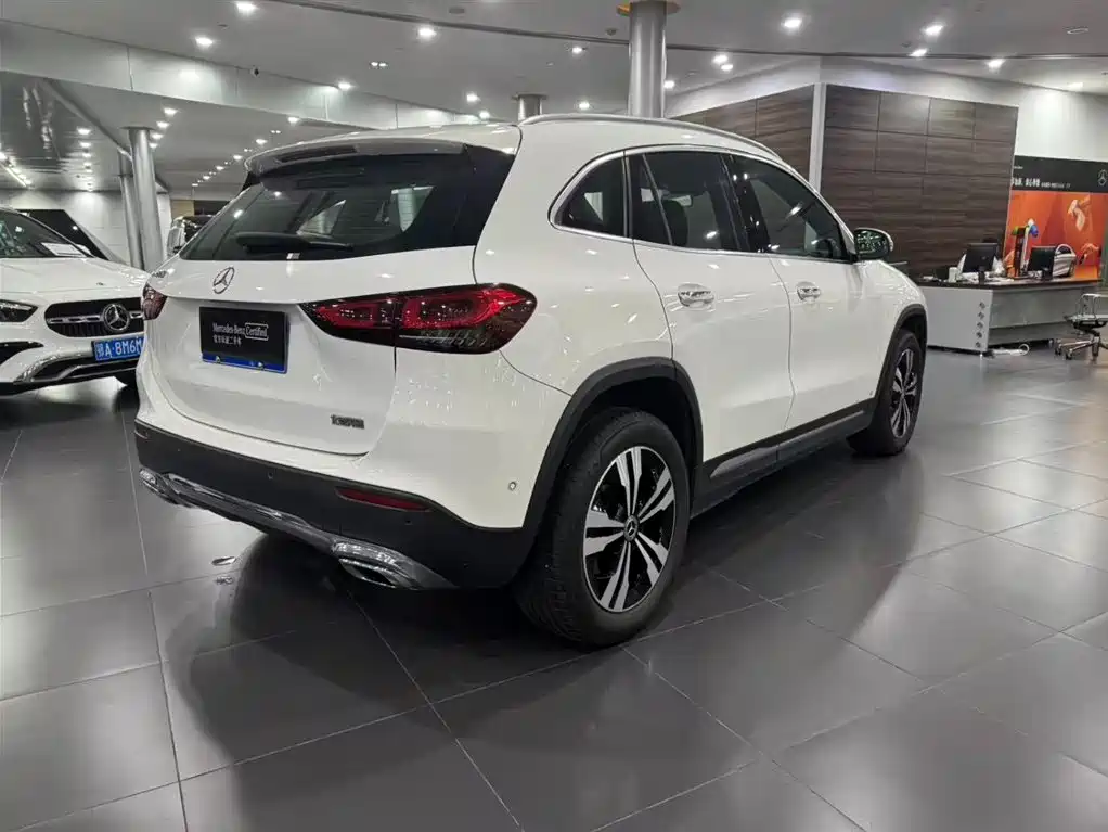 Mercedes-Benz GLA — фото 5