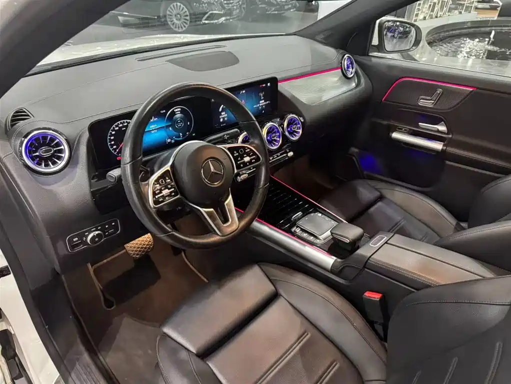 Mercedes-Benz GLA — фото 7
