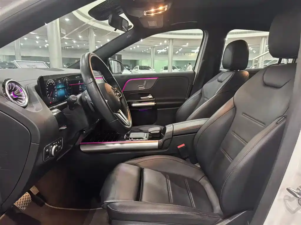 Mercedes-Benz GLA — фото 8