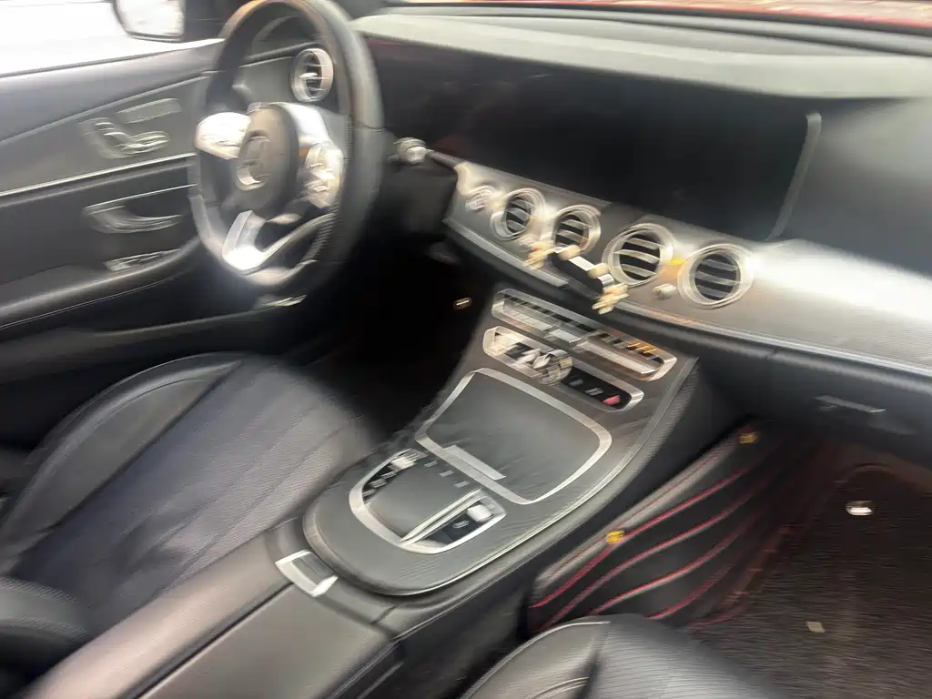 Mercedes-Benz E-Class (Import) — фото 4