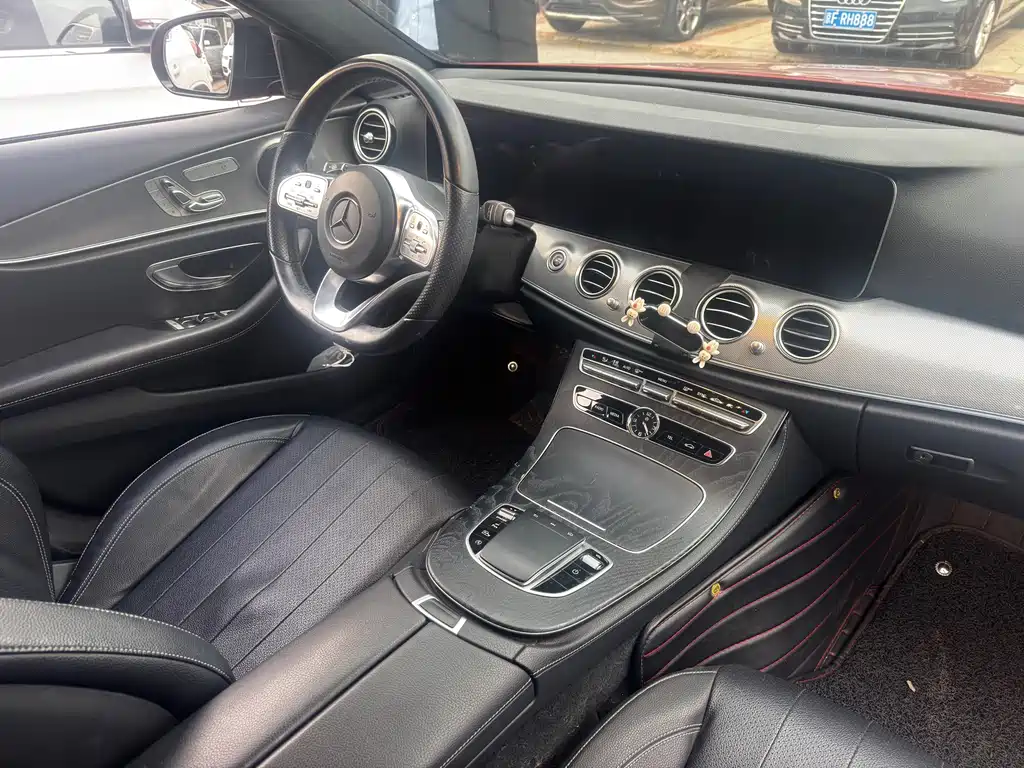 Mercedes-Benz E-Class (Import) — фото 7