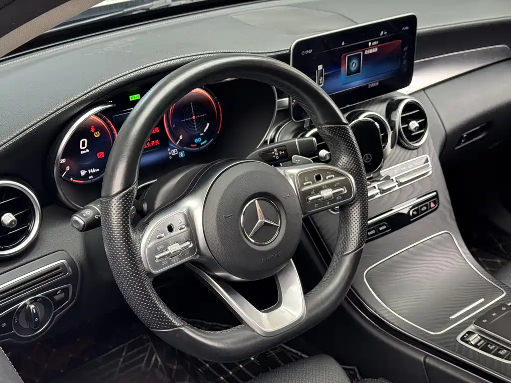 Mercedes-Benz C-Class — фото 17