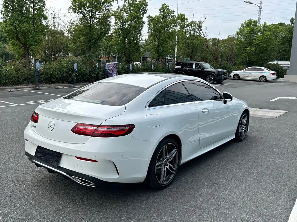 Mercedes-Benz E-Class (Import) — фото 14