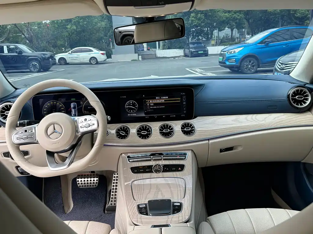 Mercedes-Benz E-Class (Import) — фото 7