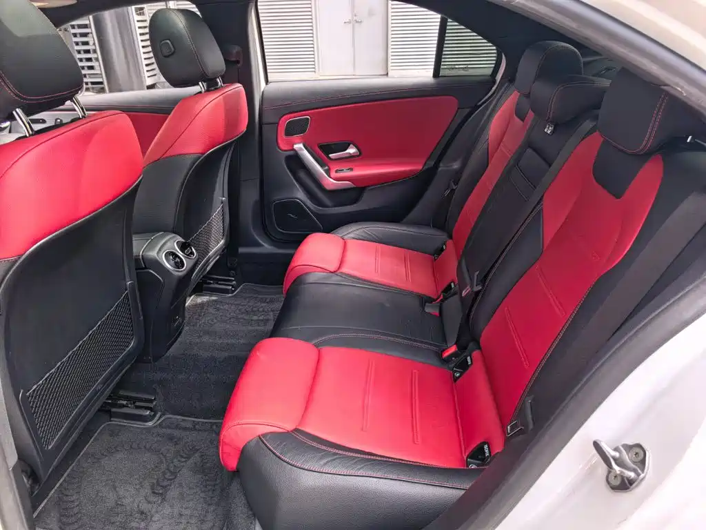 Mercedes-Benz A-Class AMG — фото 4