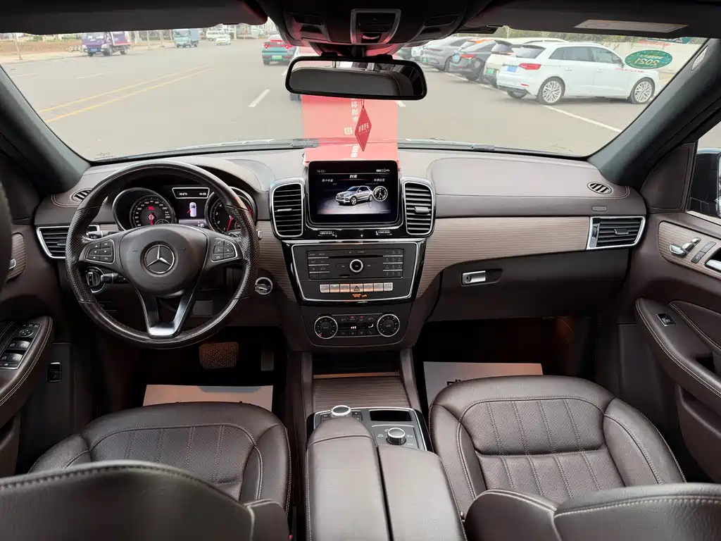 Mercedes-Benz GLE (Import) — фото 17