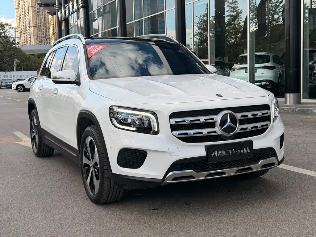 Mercedes-Benz GLB — фото 3