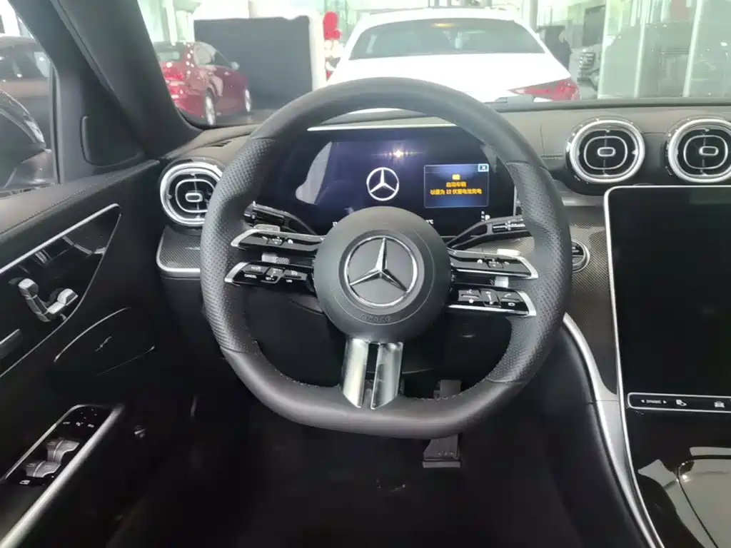Mercedes-Benz C-Class — фото 14