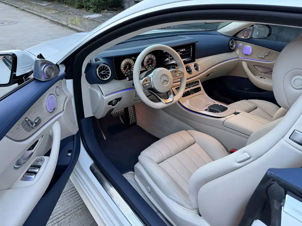 Mercedes-Benz E-Class (Import) — фото 11